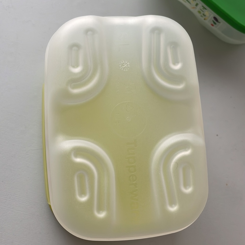 New! Tupperware FridgeSmart Containers - Picture 4 of 5